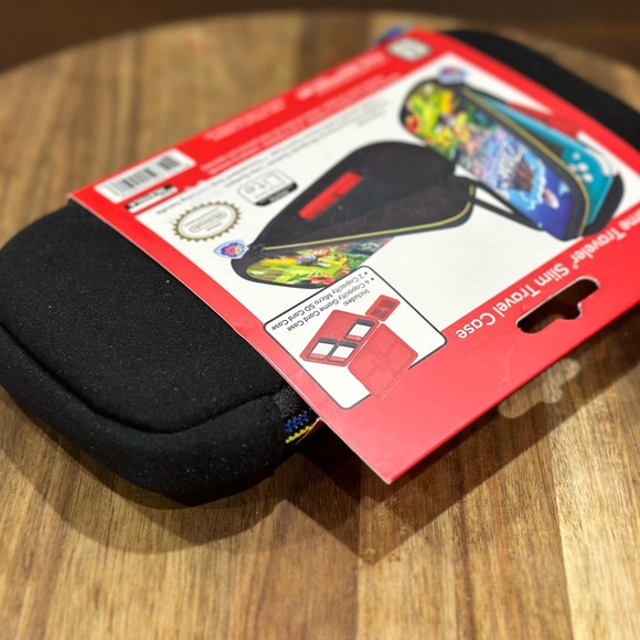 Nintendo Switch Lite Game Traveler Slim Travel Case Zelda Link's Awakening NEW! - Picture 8 of 9